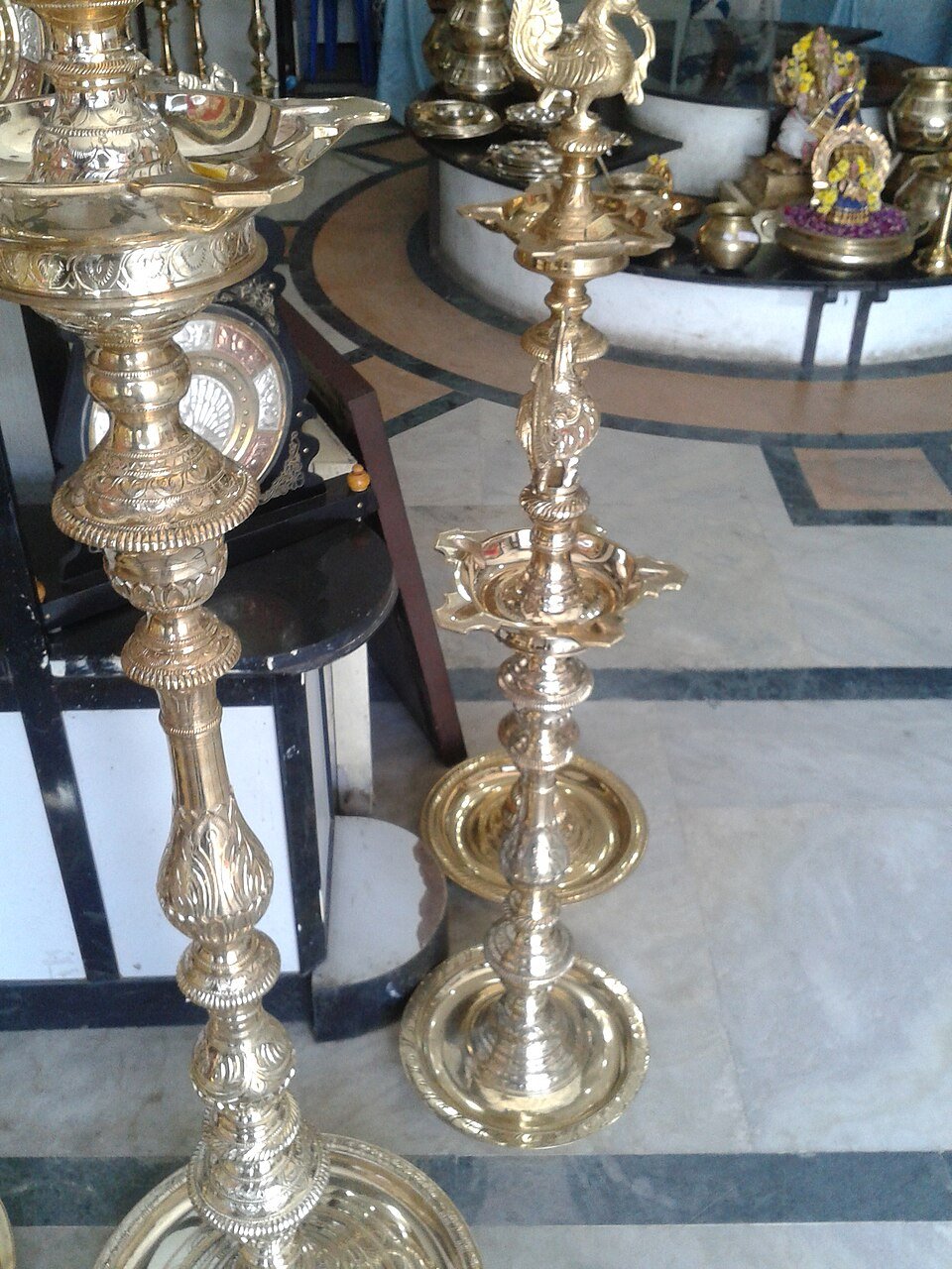 Brass Kuthu Vilakku (Traditional Lamp)
